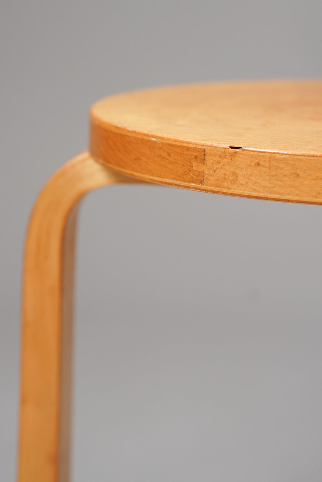 Stools model 60 (2 pieces), Alvar Aalto, Oy Huonekalu- ja Rakennustyötehdas, 1930's