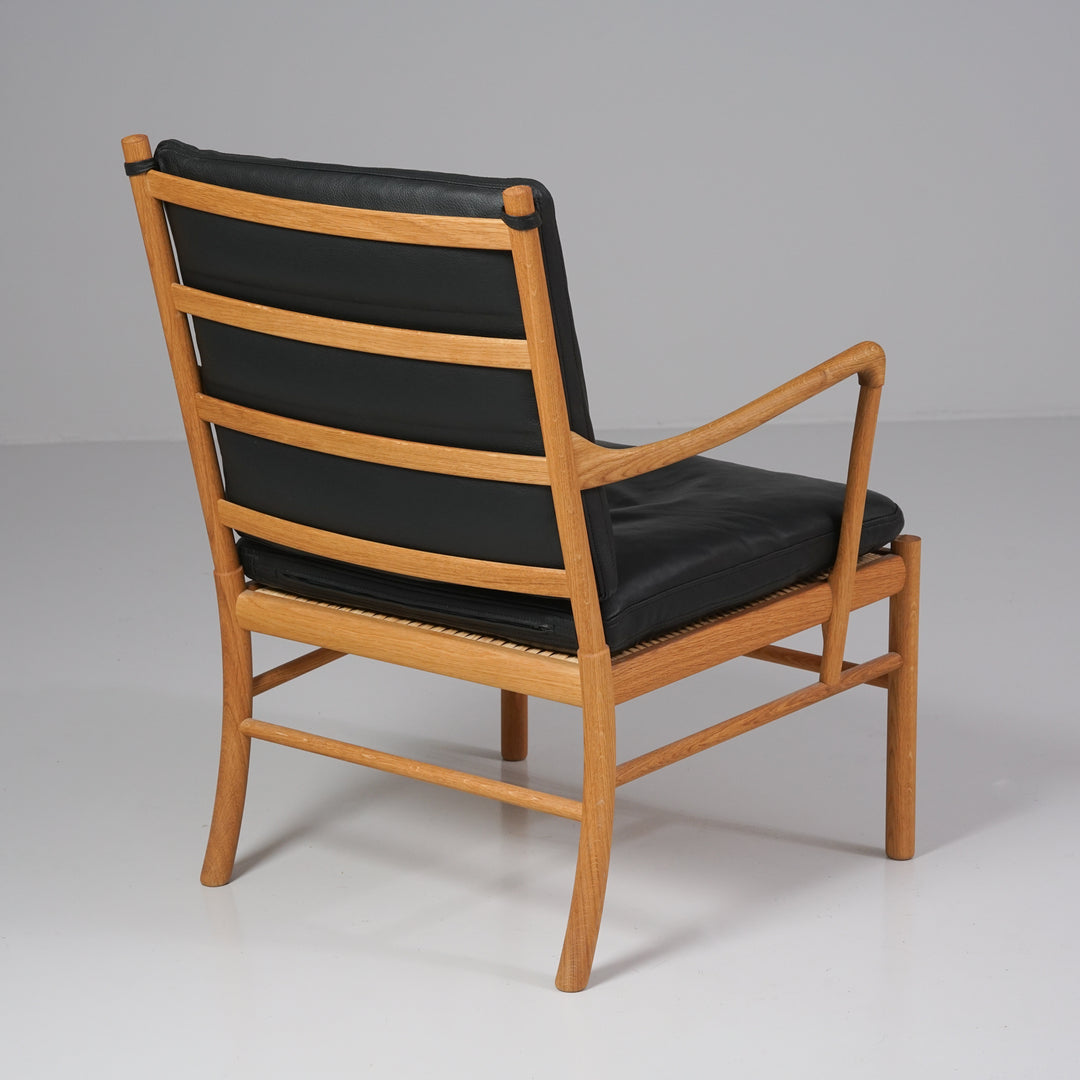Malli "Colonial" / OW149 nojatuoli ja OW149F rahi, Ole Wanscher, Carl Hansen & Søn, 2000-luku