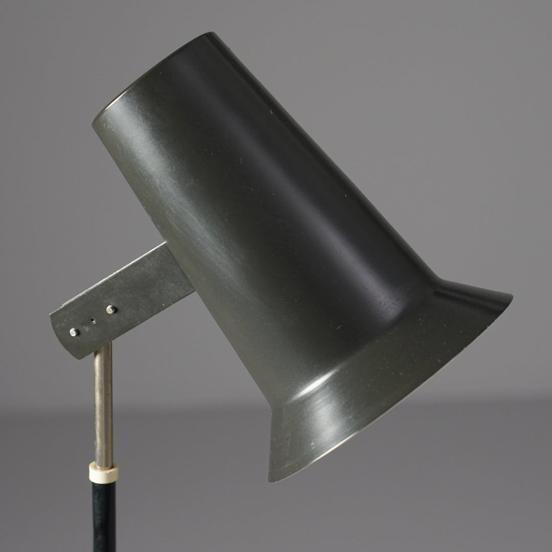Rare model 30-040 floor light, Yki Nummi, Orno, 1960/1970s