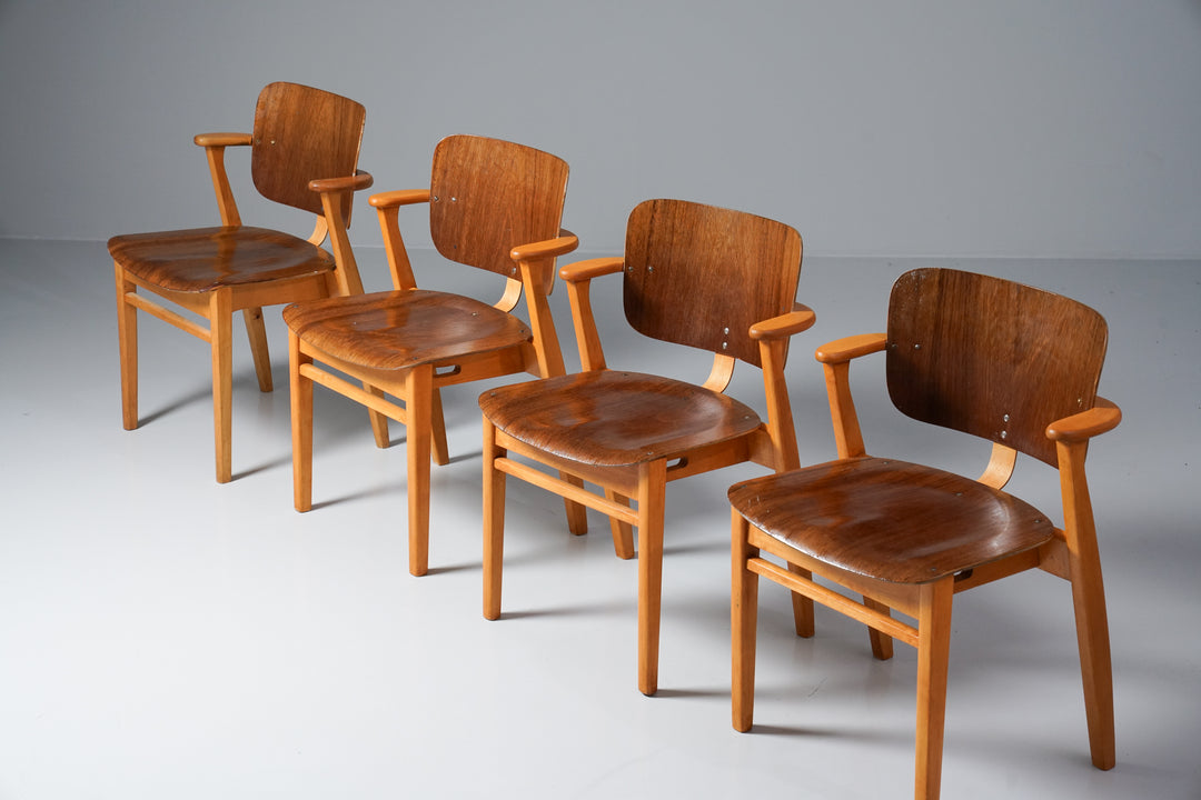 Model Domus chairs (4 pieces), Ilmari Tapiovaara, 1950s