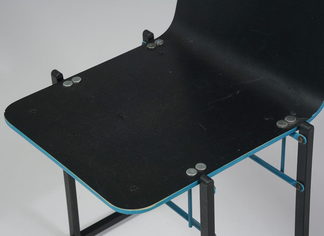 Pair of Model A500 chairs, Yrjö Kukkapuro, Avarte, 1980s