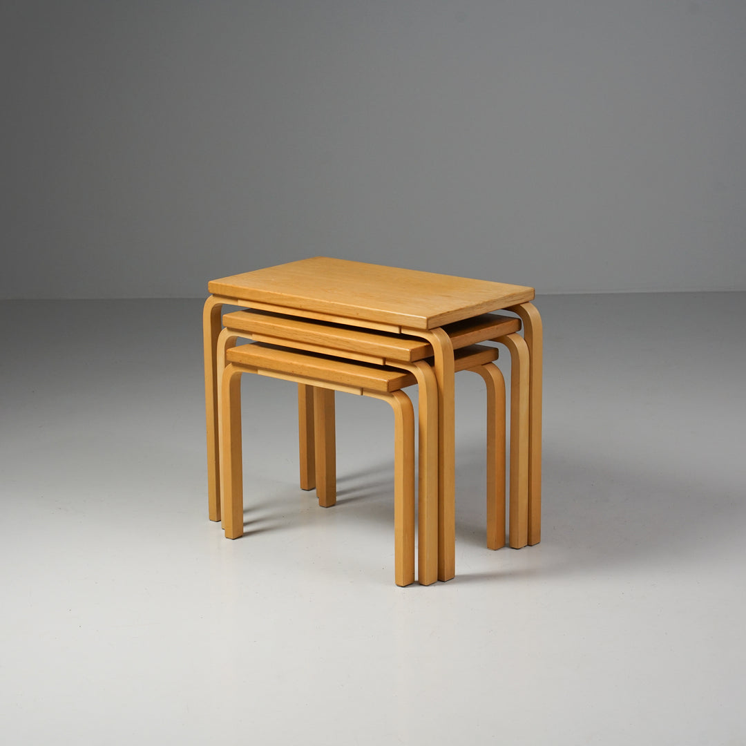 Sarjapöytä, Alvar Aalto, Artek, 70-luku